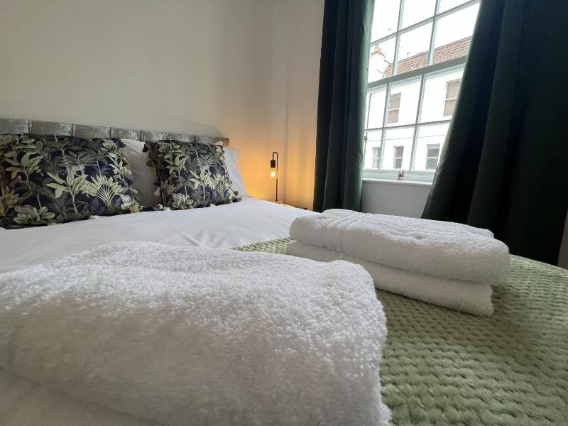 Princess Victoria Hideaway - image 26