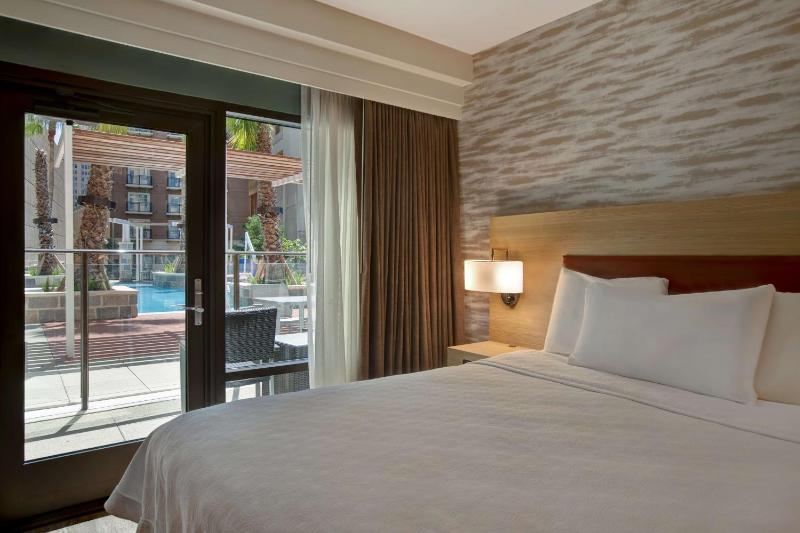 Home2 Suites By Hilton San Antonio Riverwalk - image 11