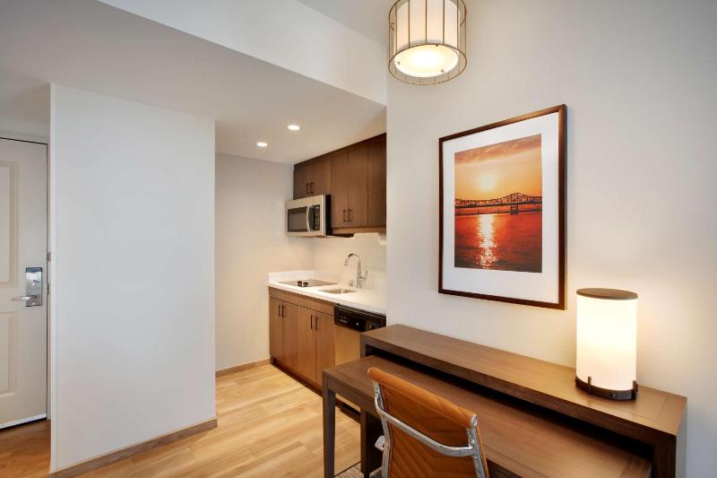 King Studio Suite - Non-Smoking image 1