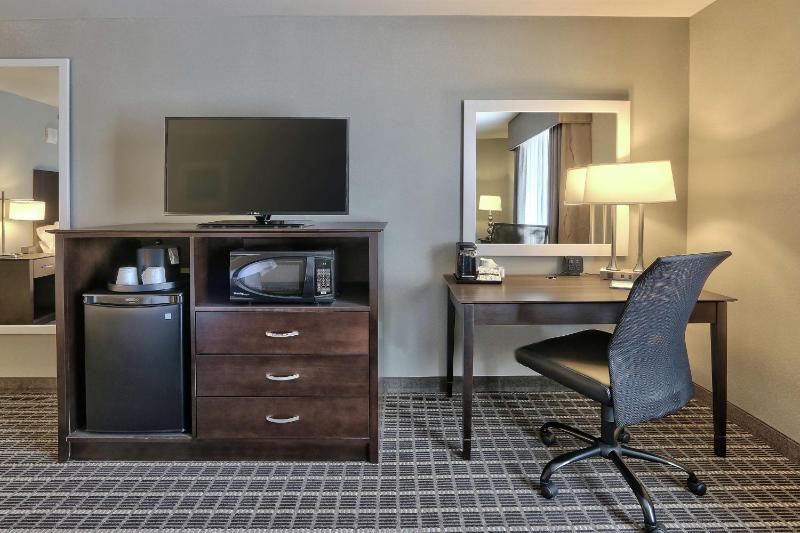 King Room - Non-Smoking image 2