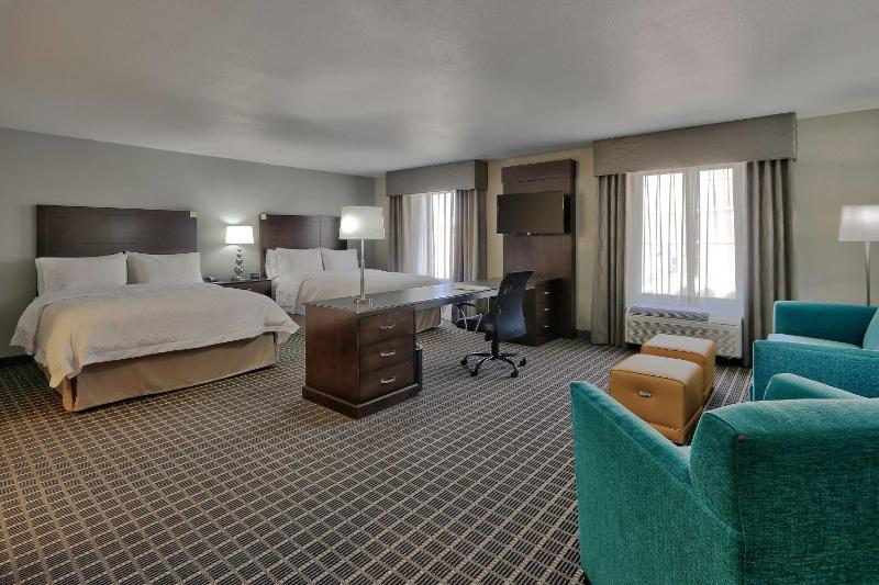 Queen Studio Suite with Two Queen Beds - Non-Smoking image 1