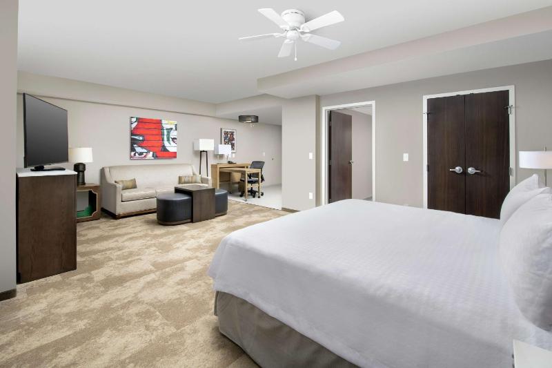 Homewood Suites by Hilton Austin Downtown - image 23