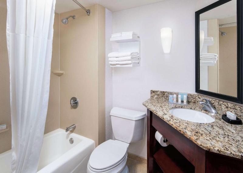 Hampton Inn Austin-North @ I-35 & Hwy 183 - image 5