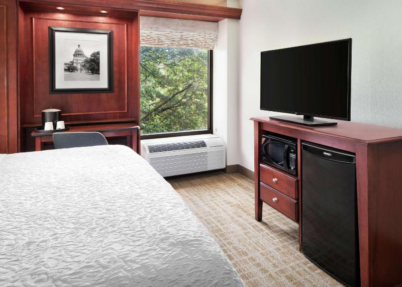 Hampton Inn Austin-North @ I-35 & Hwy 183 - image 14
