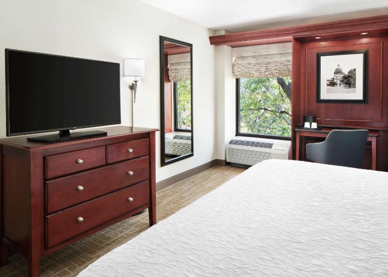 Hampton Inn Austin-North @ I-35 & Hwy 183 - image 4