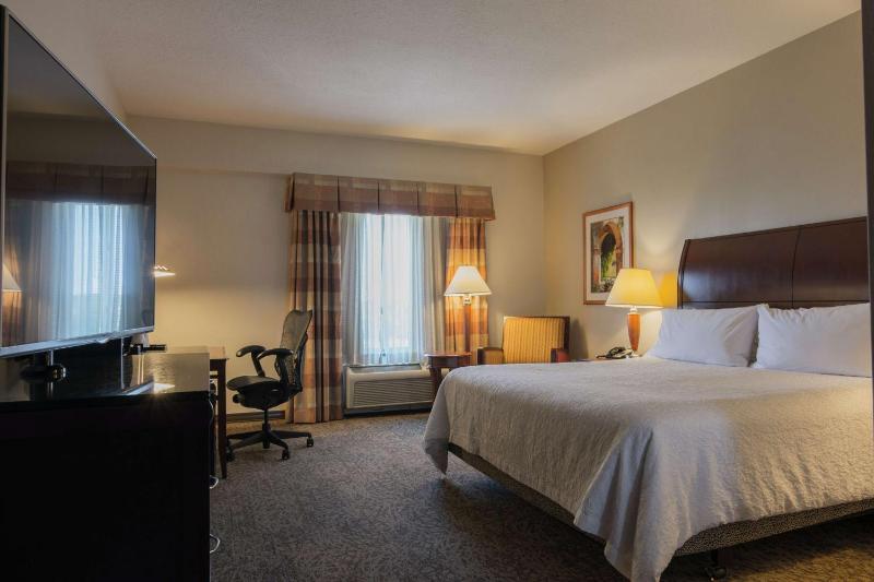 King Room image 4