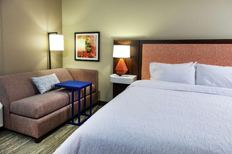 King Room image 3