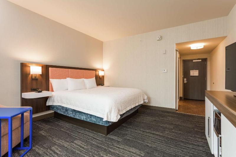 King Room image 4
