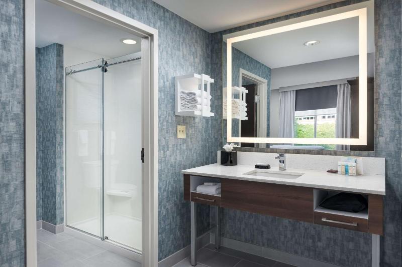 King Studio Suite - Non-Smoking image 2