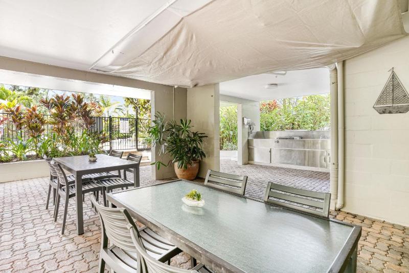 Tropic Reef at Macrossan - Heated Pool - image 9