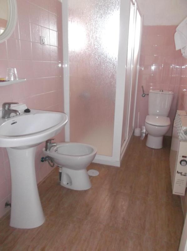 Double Room with Sea View image 2