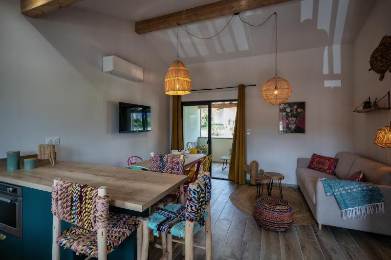 Magic Surf House - image 5
