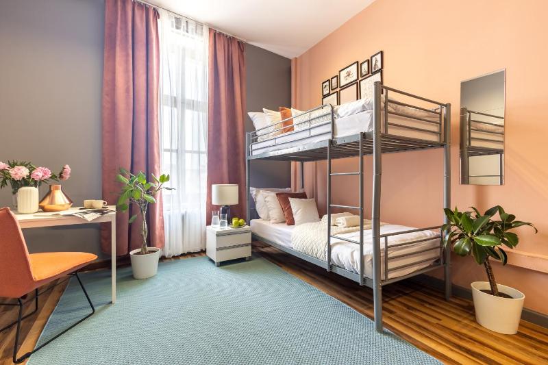 Hostel Krasnal Market Square Wroclaw - image 7
