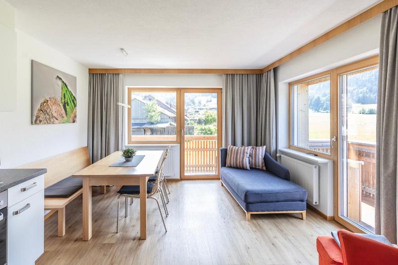 Three-Bedroom Apartment with 3 Bathroom and Panoramic views image 1