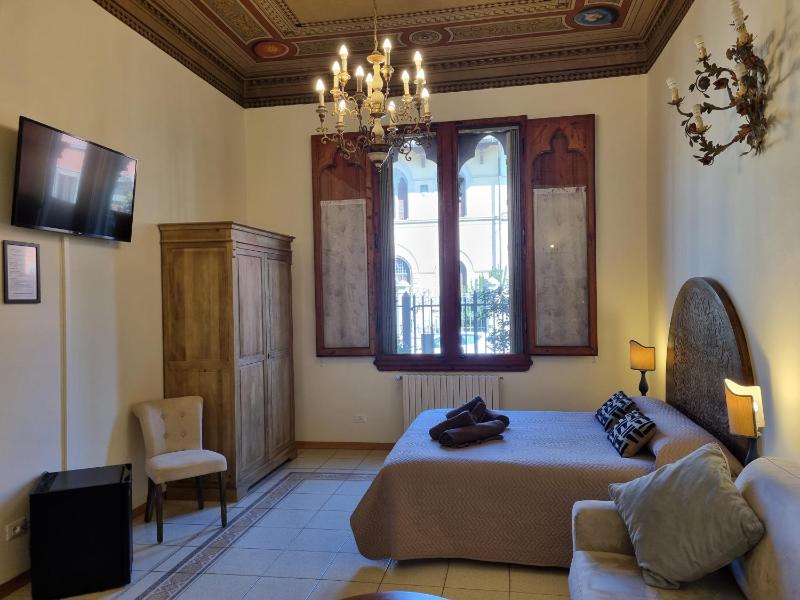Quadruple Room image 1