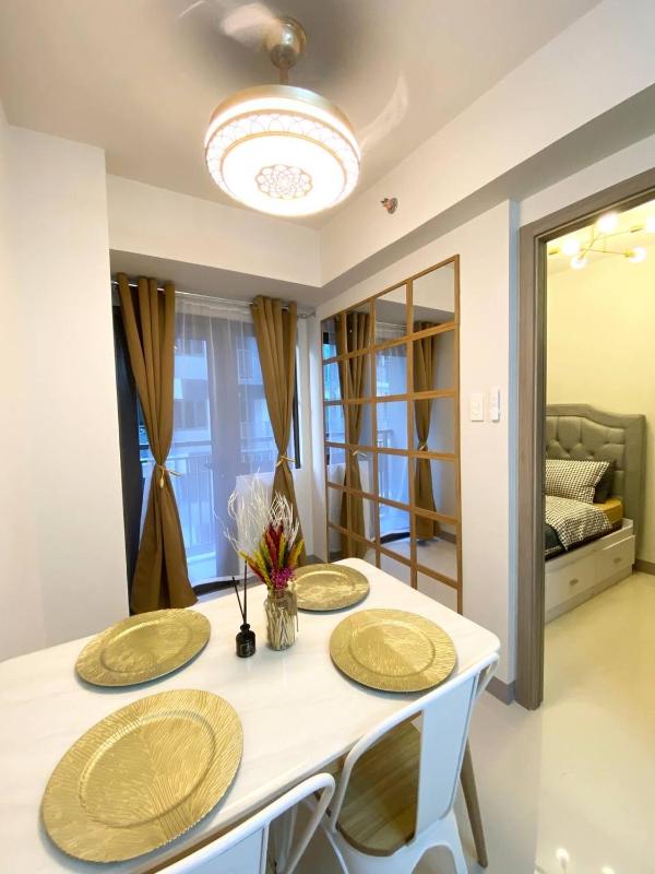1BR Condotel in S Residences MOA & NAIA Airport - image 10