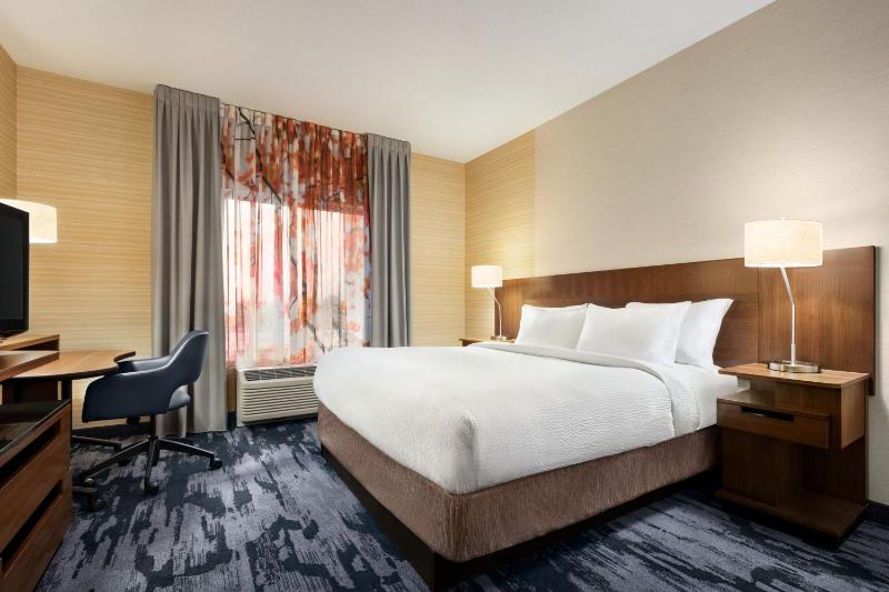 King Room image 3