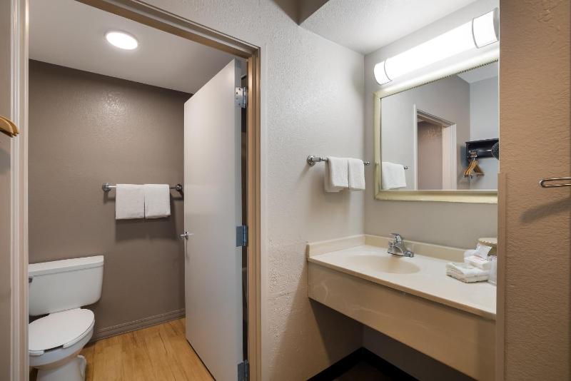 Standard Room with Two Double Beds Larger Smoke Free image 1
