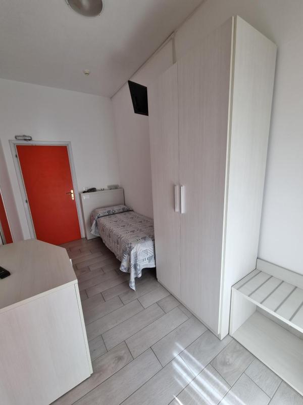 Single Room with Balcony image 1