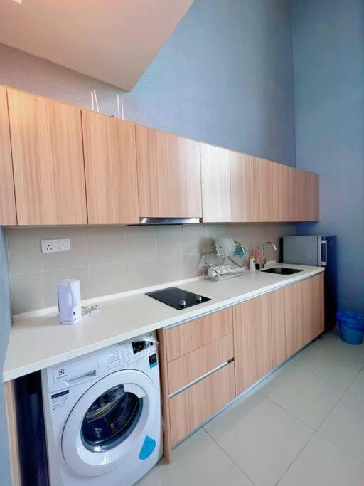 Duplex 4px @ Direct to Central I-CITY with Carpark - image 13