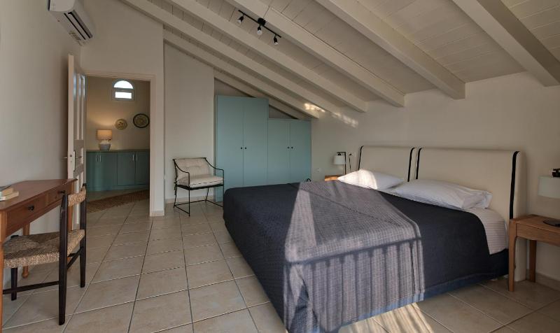 Maisonette with Sea View image 3