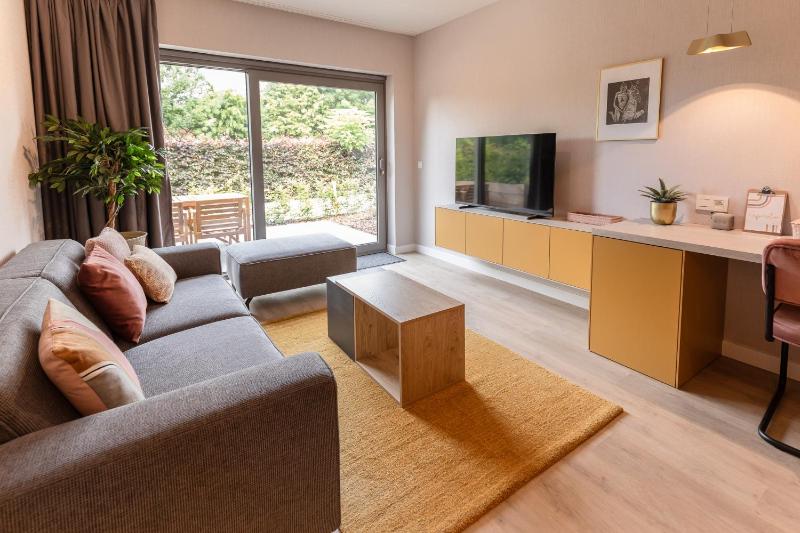 Deluxe Apartment image 3