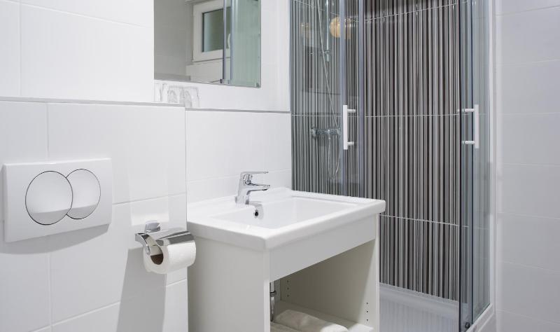 One-Bedroom Apartment with Balcony image 2