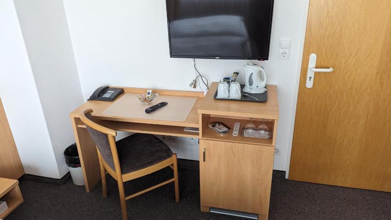 Double Room image 2