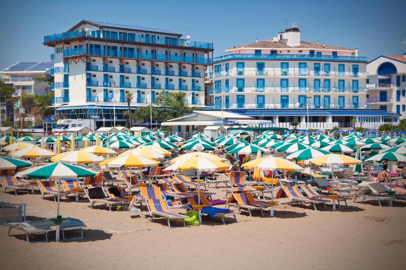 Hotel Playa e Mare Nostrum - image 1