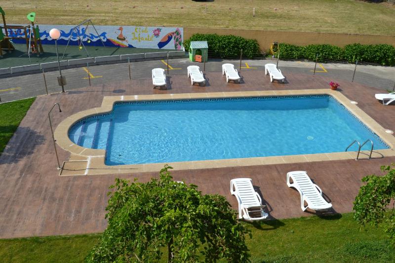 Apartamentos Montalvo Playa - image 8