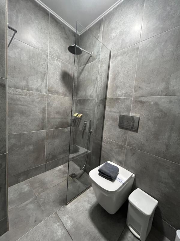 Double or Twin Room with City View image 1