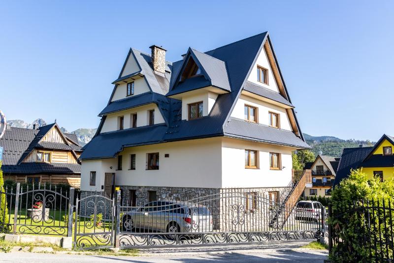 Topór Apartament widokowy z placem zabaw - image 26