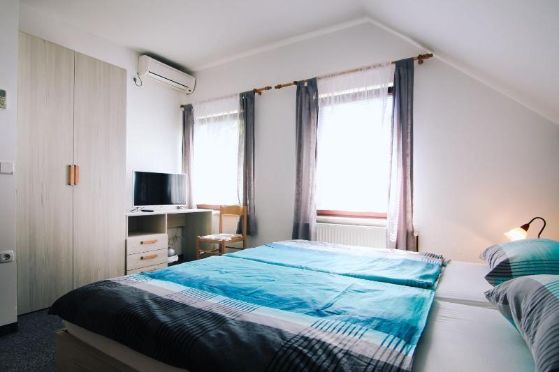 Double or Twin Room with Bathroom image 1