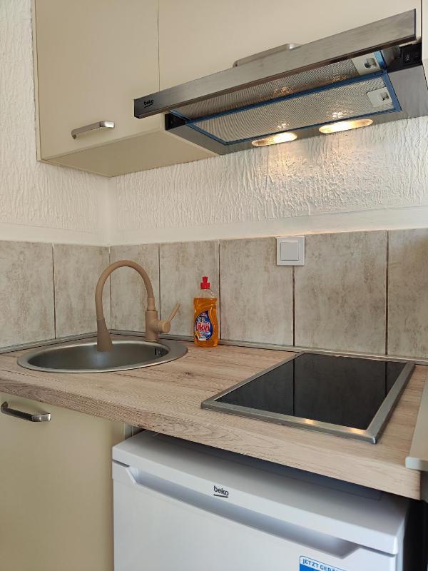 Studio Apartment image 4