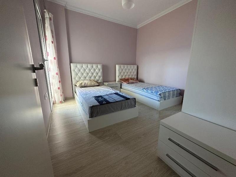 Saranda Sunset Apartament - image 3