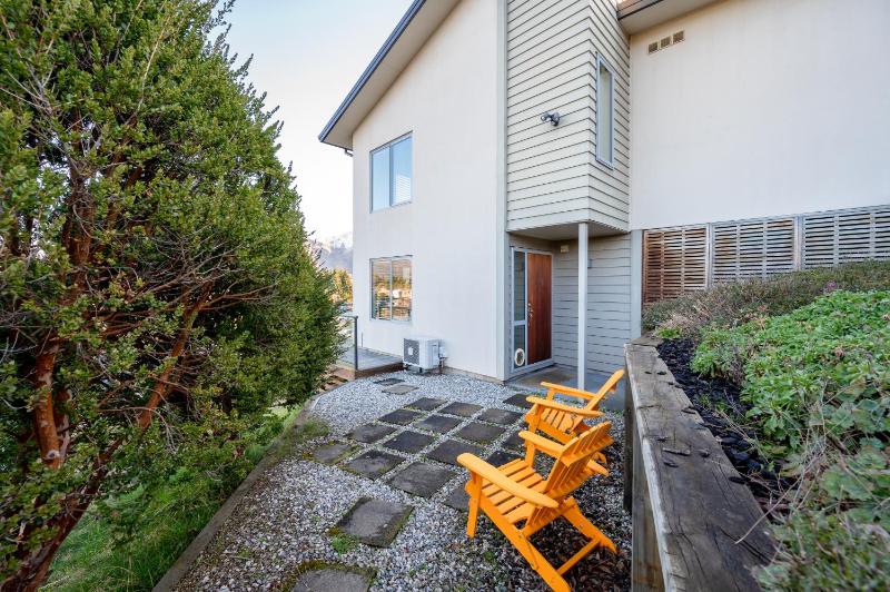 Criffel Garden Apartment - image 9