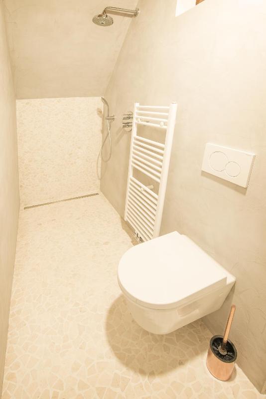 Queen Room image 1