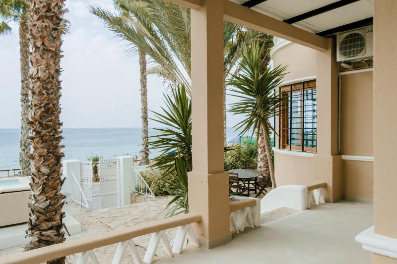 Villa Bahari by Seaward Suites - image 17