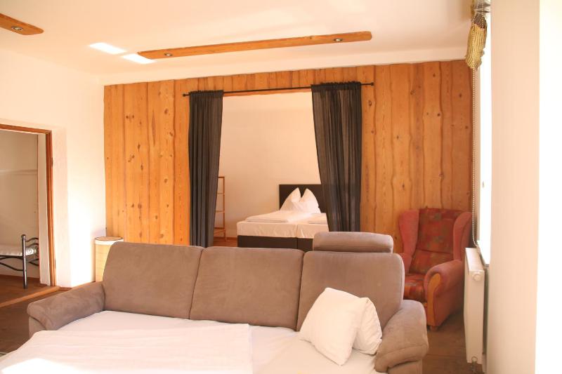Hotel Goldene Krone Innsbruck - image 11