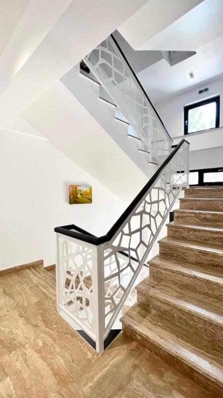 Casa Micle - Free Private Parking - image 3