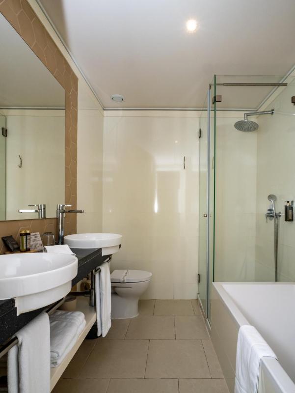 Superior Double Room image 2