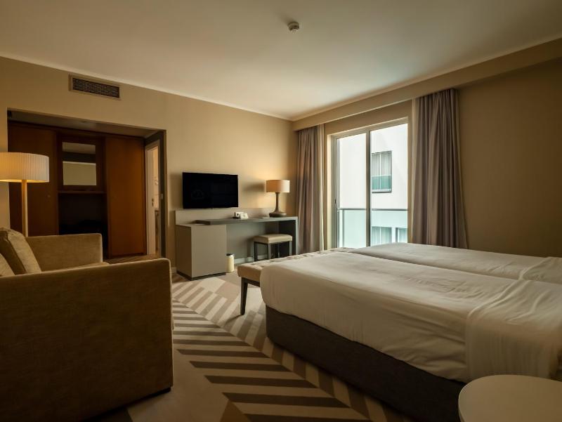 Standard Family Room image 1