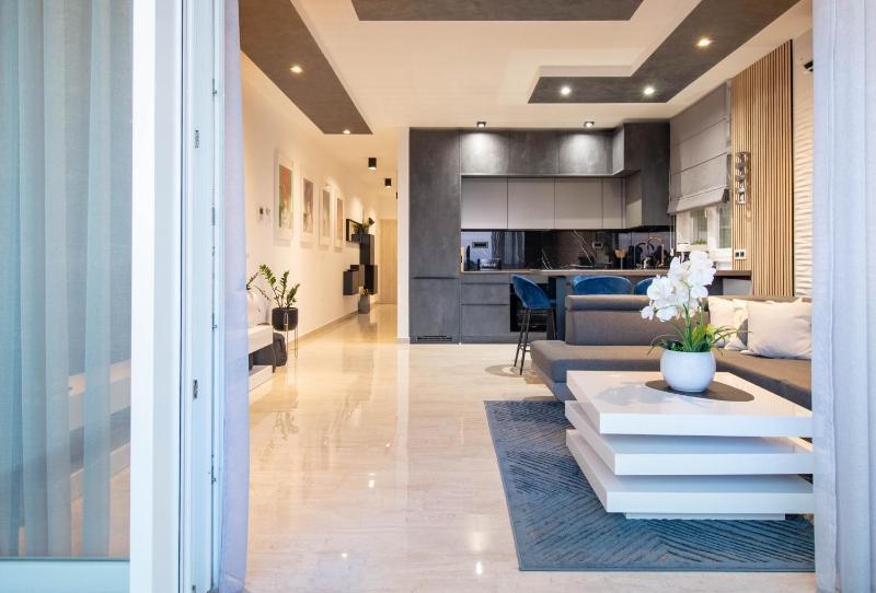Geek Penthouse - image 15