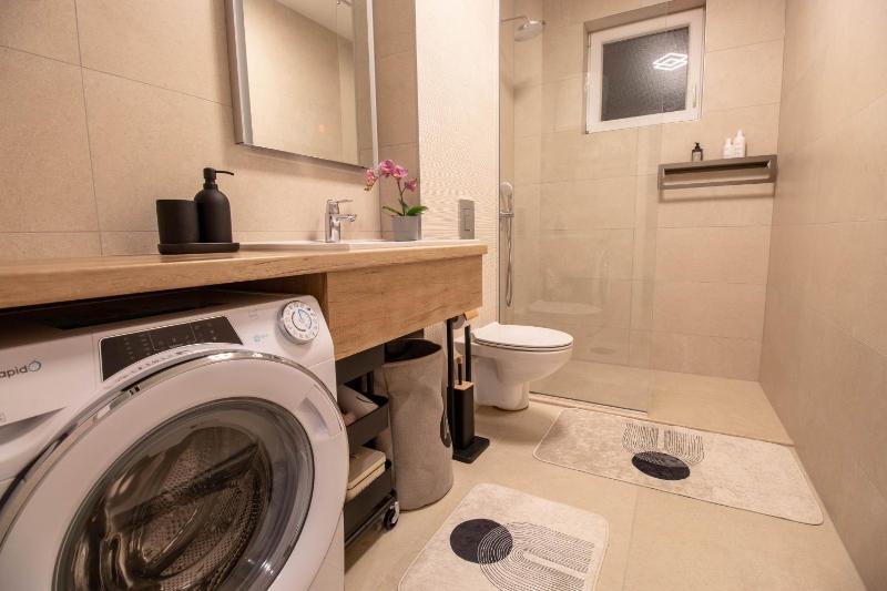 Geek Penthouse - image 26