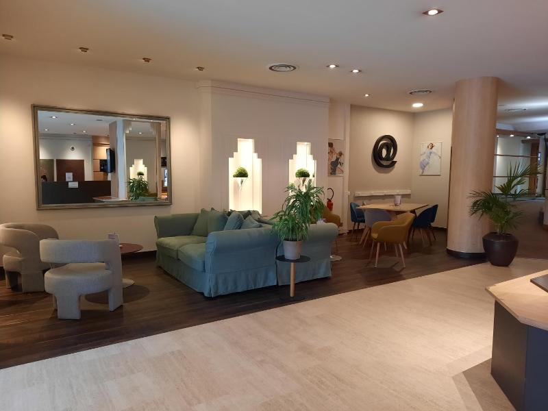 Hotel Mercure Rennes Centre Gare - image 14