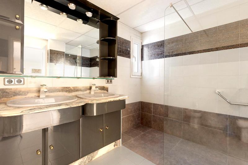Three-Bedroom Apartment image 2