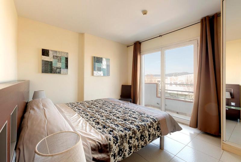 Three-Bedroom Apartment image 4