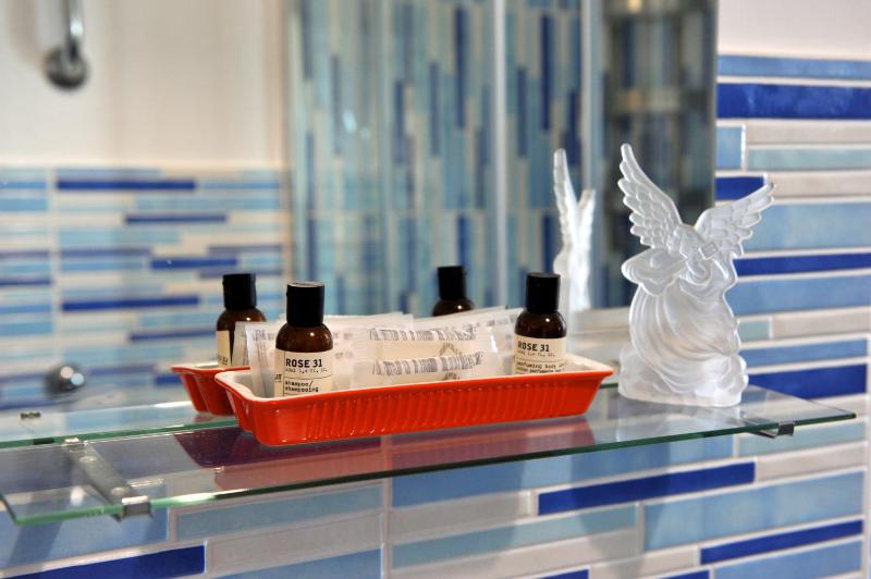 Quadruple Room with Terrace image 4