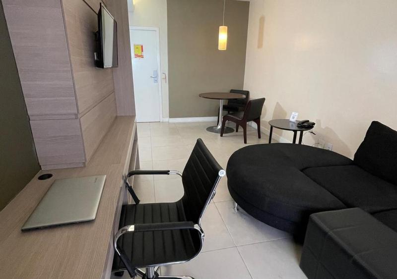 Hotel Adrianópolis All Suites - image 3