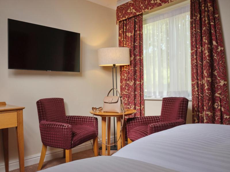 Executive Double or Twin Room image 2